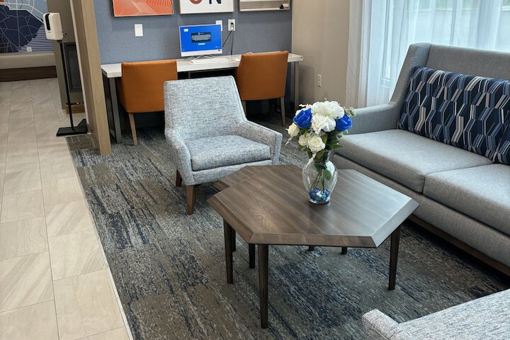 Business Center 48 of 48