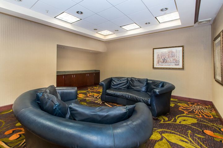 Hotel Interior 7 of 36