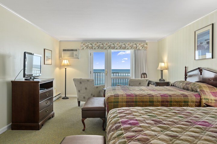 Room 47 of 77