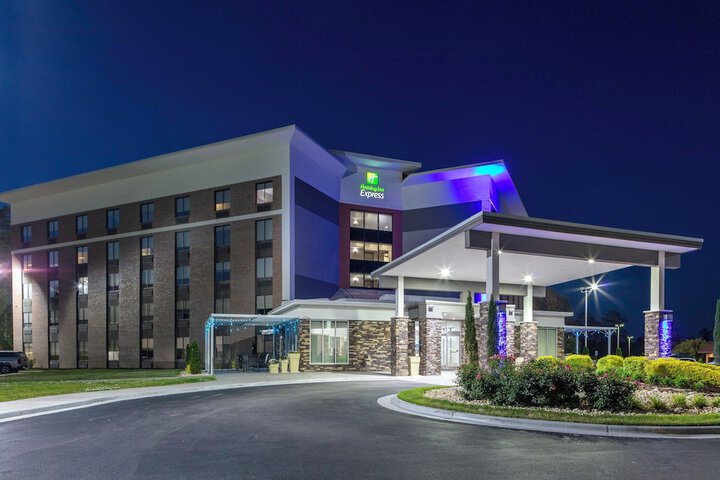 Hotel 11 of 90