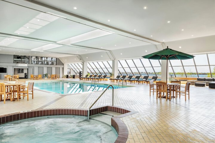 The Westin Harbour Castle Toronto