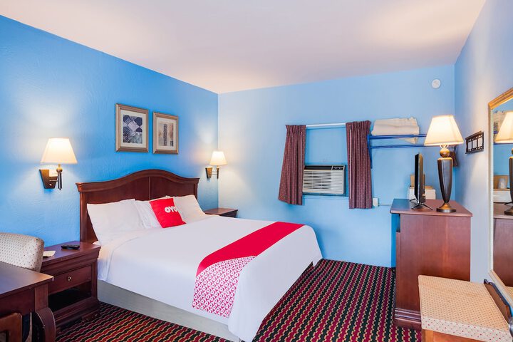 Room 34 of 35