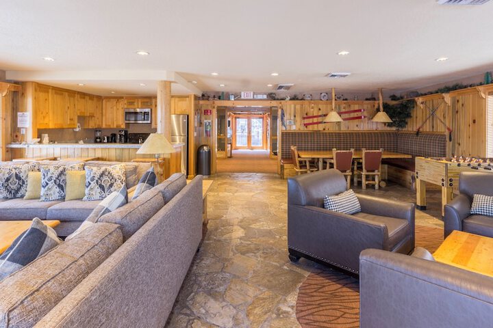 Red Wolf Lodge at Olympic Valley