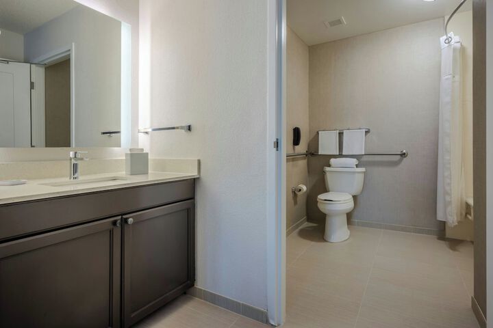 Residence Inn by Marriott Chesapeake Greenbrier
