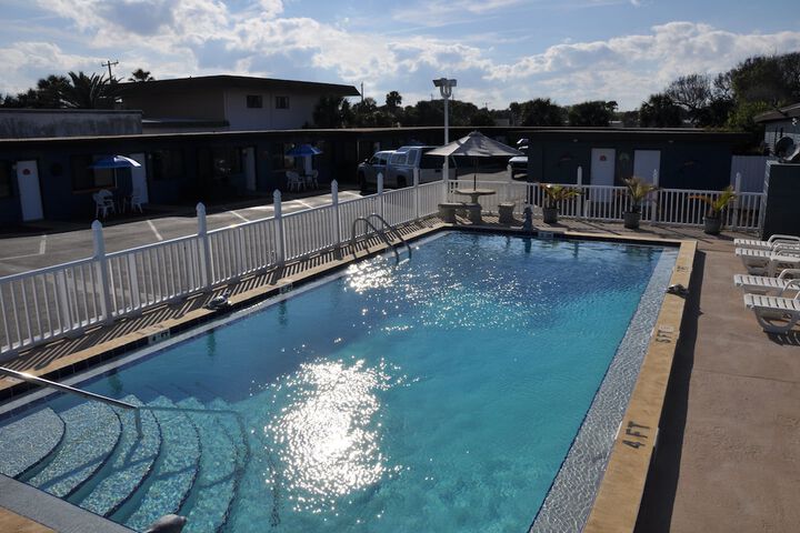 Pool 6 of 42