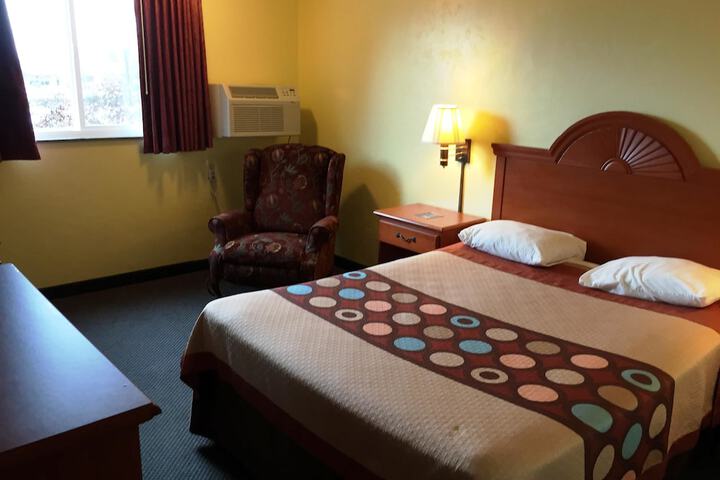 Room 31 of 68