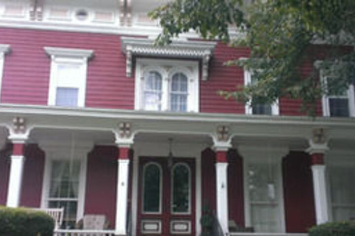 Monier Manor
