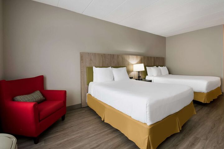 Room 34 of 43
