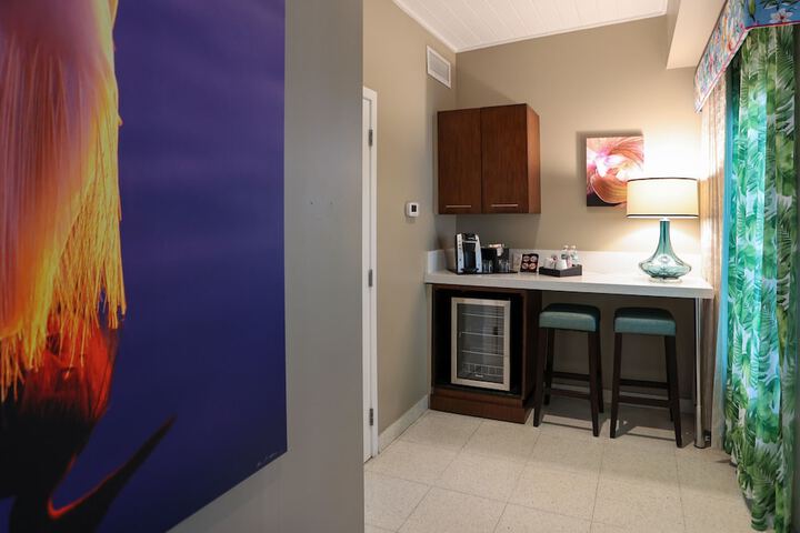 Room 27 of 57