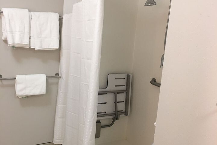 Room 12 of 49