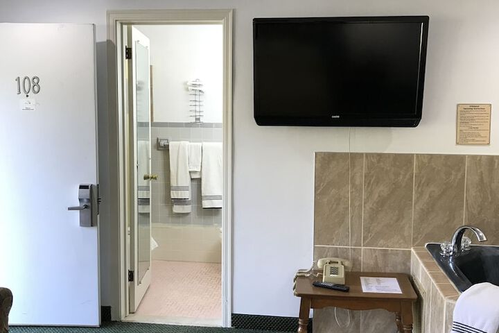 Room 67 of 111