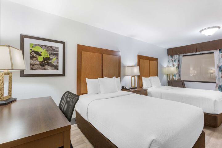 Room 14 of 36