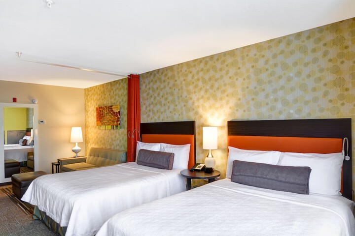 Room 48 of 68