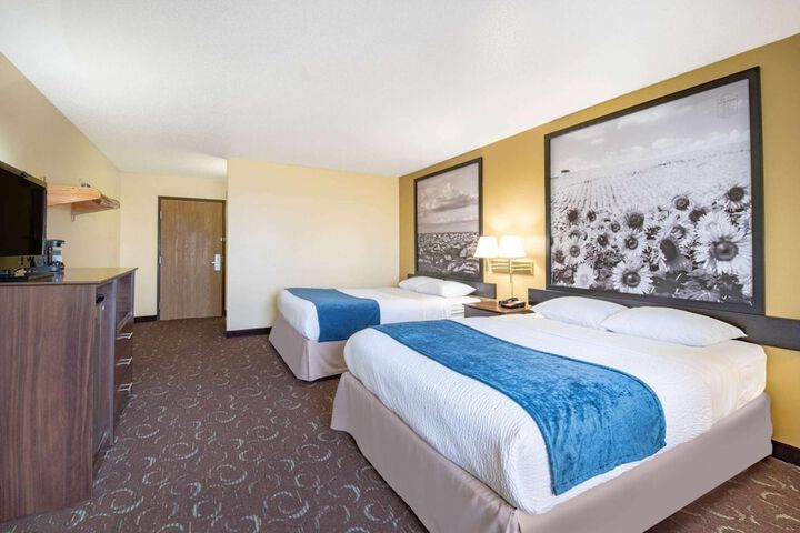 Room 16 of 21