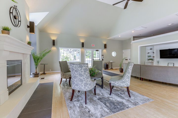 Norwich Vacation Rental w / Golf Course Views!