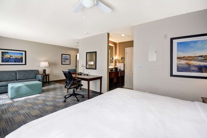 Room 33 of 49