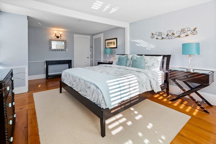 Room 40 of 57