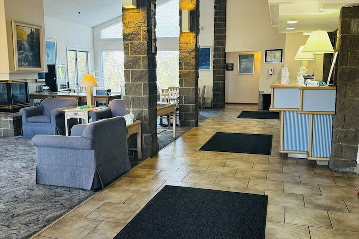 Hotel Interior 11 of 22