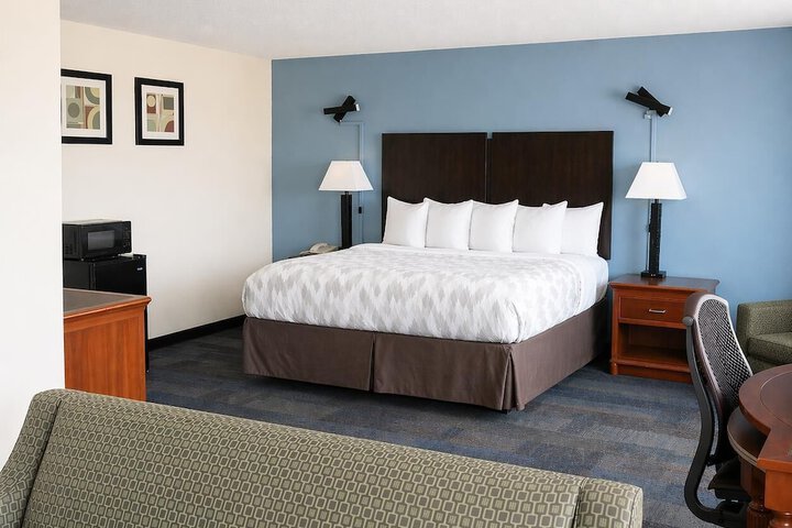 Americas Best Value Inn & Suites Phenix City