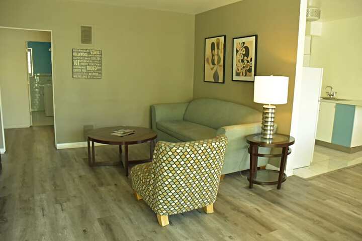 Room 43 of 79