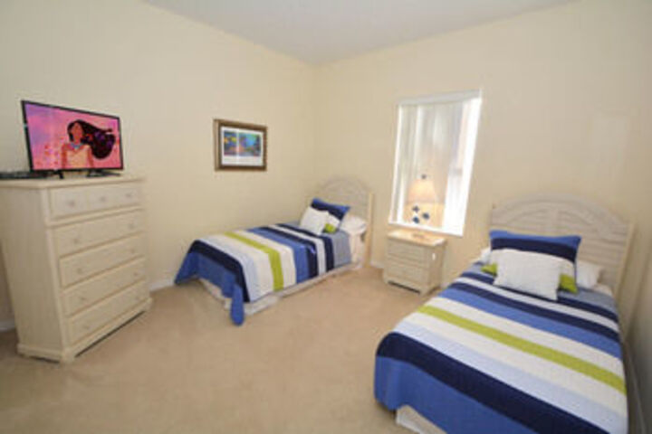 Rent a Villa Eagle Management Davenport