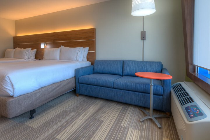 Room 39 of 62