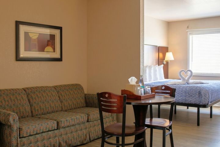 Seahorse Inn and Cottages