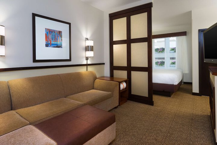 Room 28 of 57