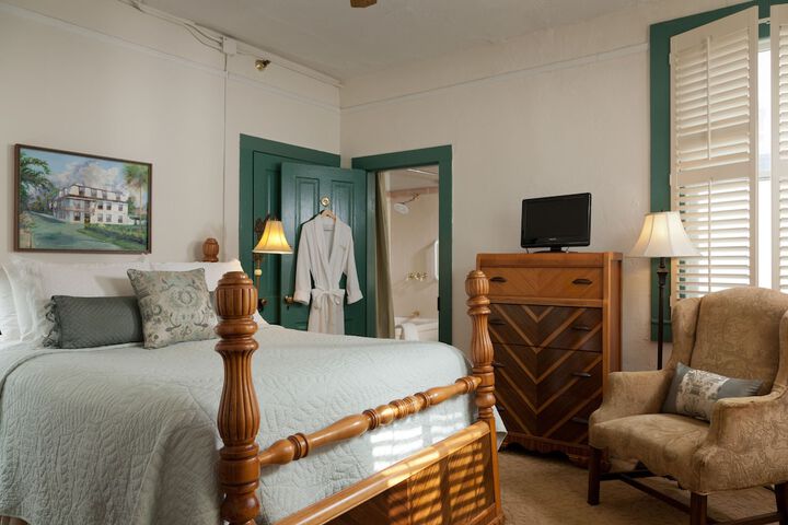 Room 148 of 196