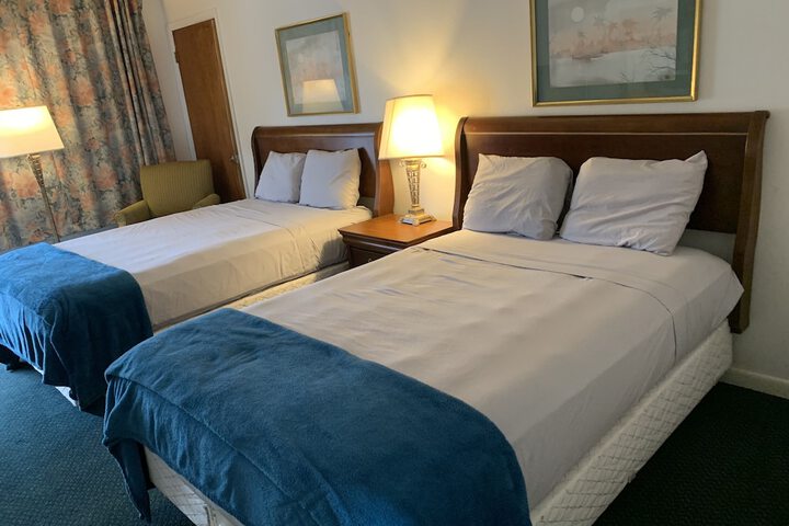 Room 9 of 22