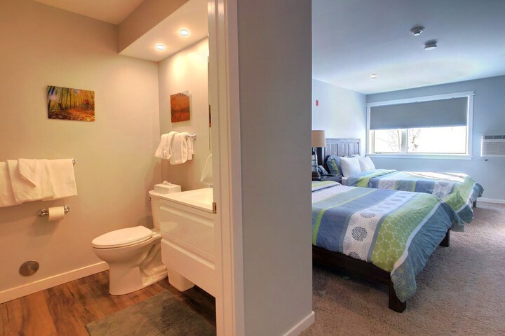 Room 118 of 213
