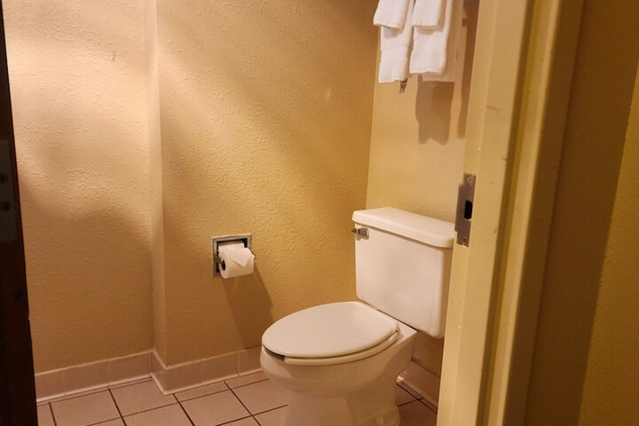 Room 41 of 61