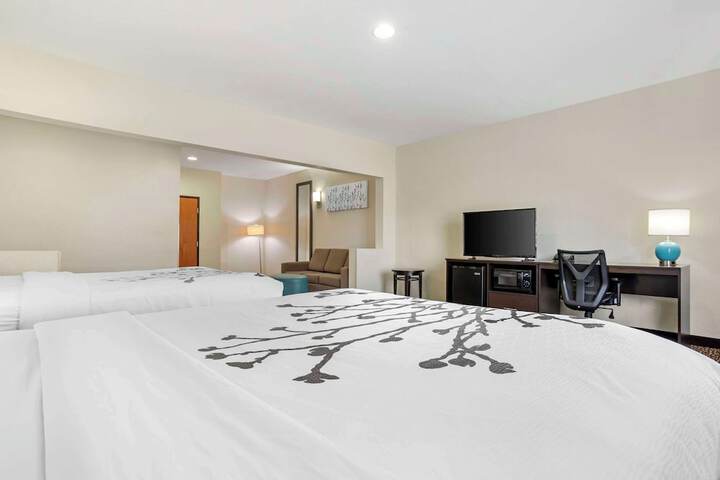 Room 20 of 36
