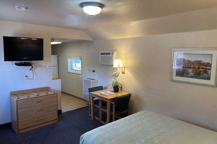 Room 45 of 83