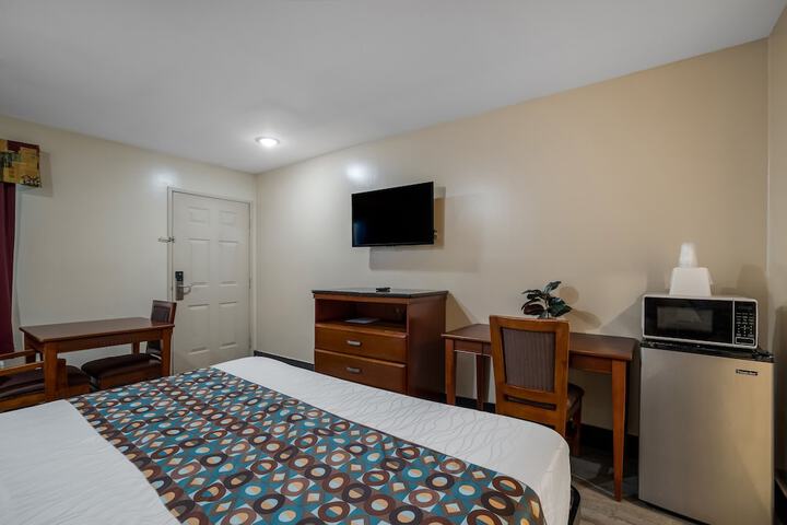 Room 22 of 41
