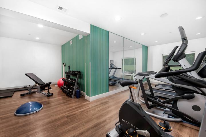 Holiday Inn Express Hotel & Suites Conroe I-45 North by IHG