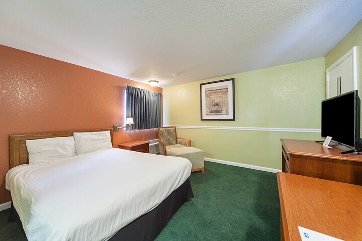 Room 28 of 36