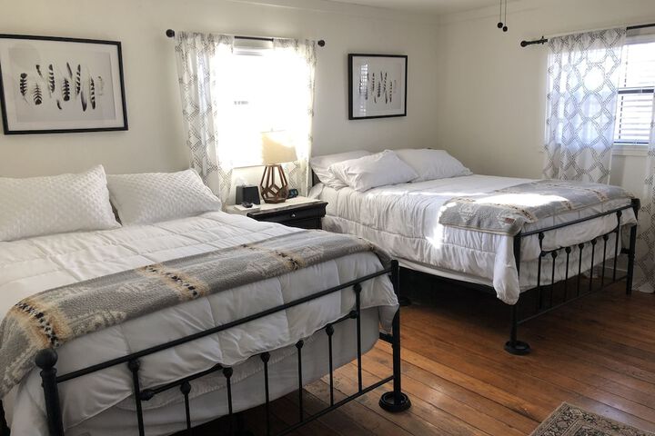 Room 40 of 64