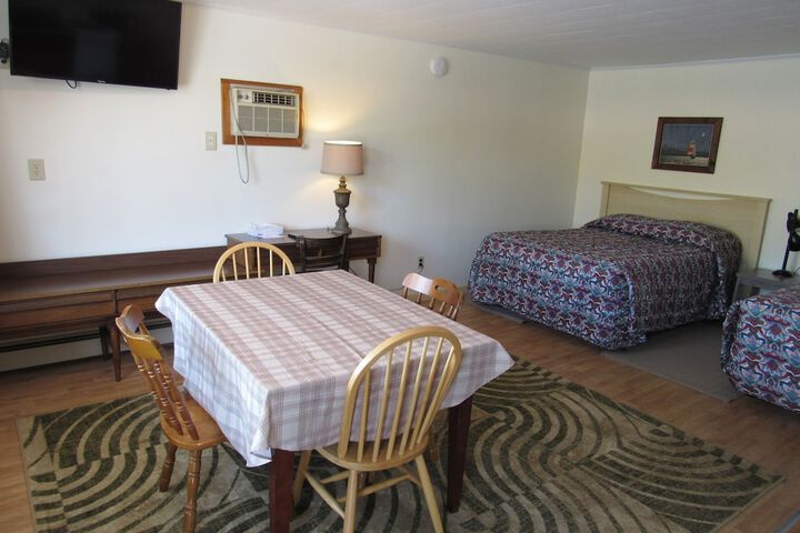 Room 57 of 80