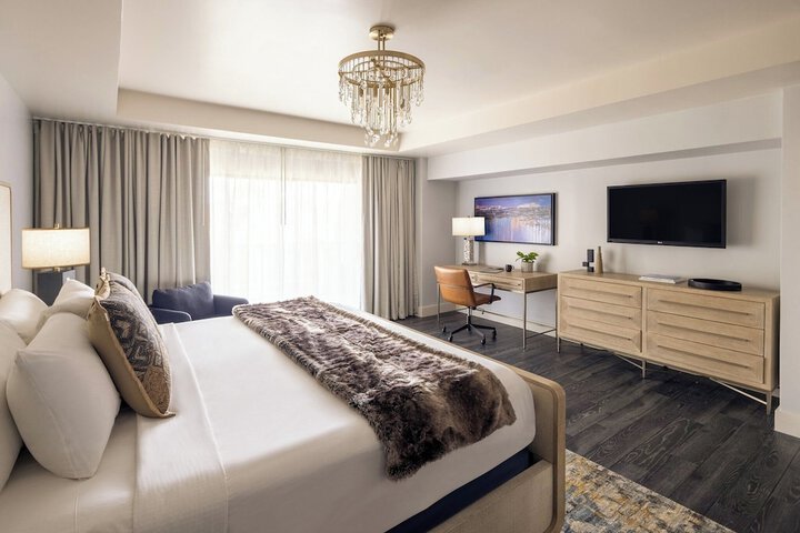 Crowne Plaza Phoenix - Chandler Golf Resort by IHG