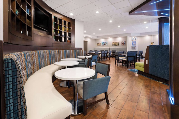 Hampton Inn & Suites Hershey