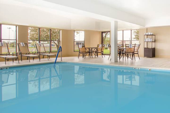 Pool 3 of 25