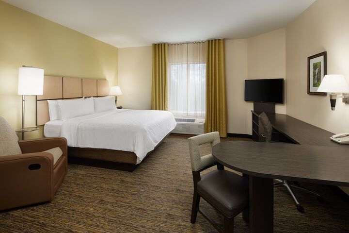 Candlewood Suites Valdosta Mall by IHG