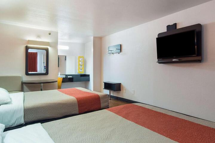 Motel 6-Bremen GA