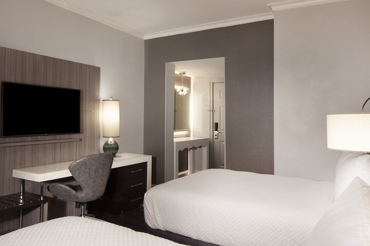 Room 15 of 35