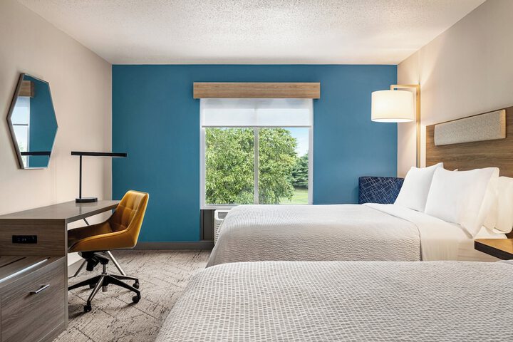 Holiday Inn Express & Suites Hagerstown by IHG