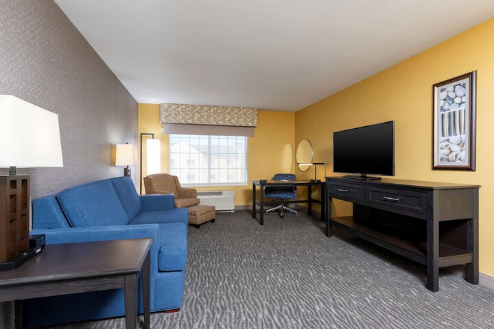 Room 28 of 60