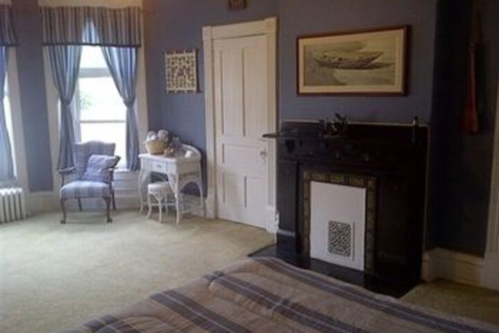 The Heritage House Inn Bed & Breakfast
