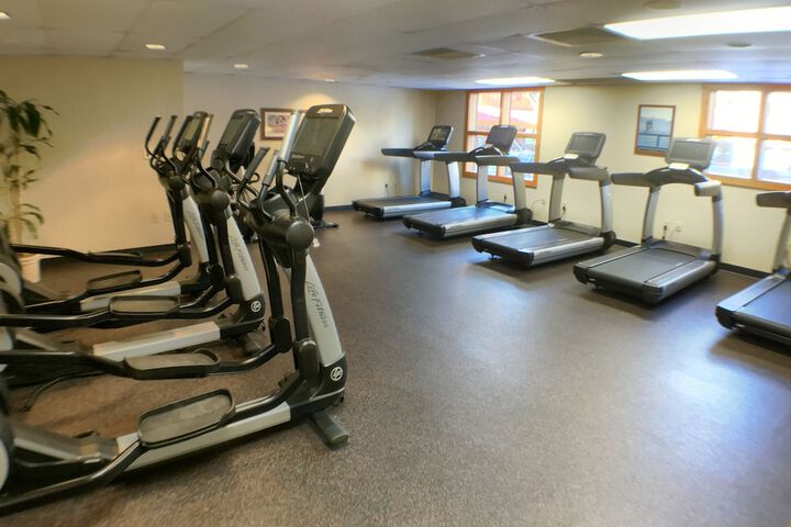Heavenly Village Condos - Grand Residence