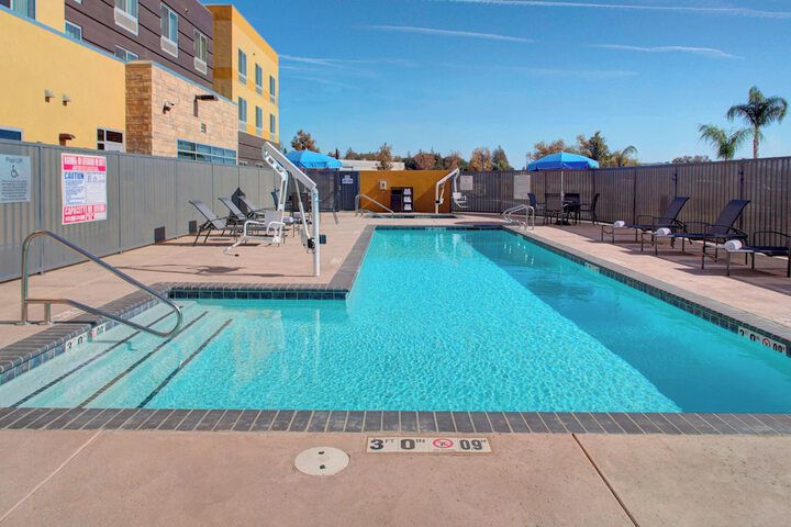 Pool 3 of 26